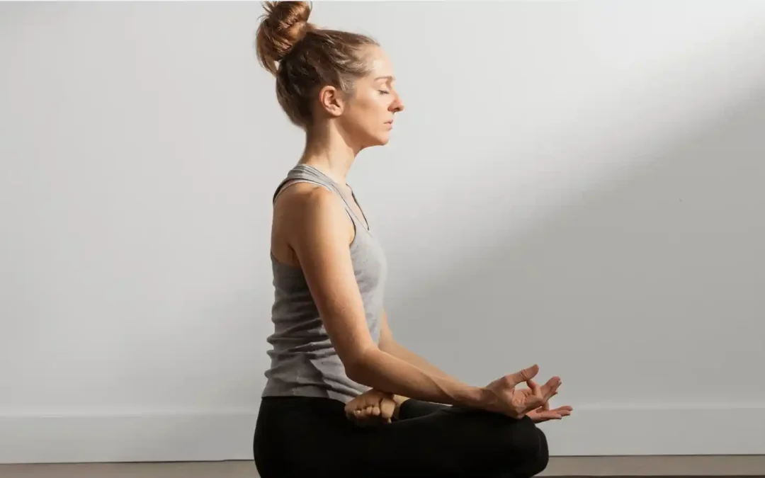 Yoga för rygg och nacke – gratis utbildning i augusti